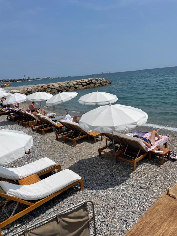 Vue Sur Mer - Magnifique Appartement Tout Confort - Terrasse Et Parking Prive Cagnes-sur-Mer Luaran gambar